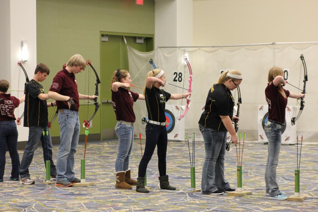 Mount Vernons Isaiah Exley-Schuman and Emily Friedman shoot at state March 7. Emily tied for 4th place for the team with a score of 279. Photo by Lexi Kelly