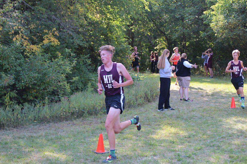 Victory at Solon for the Boys’ Cross Country Team – The Mustang Moon