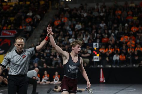 Mount Vernon Finishes 4th at State Duals
