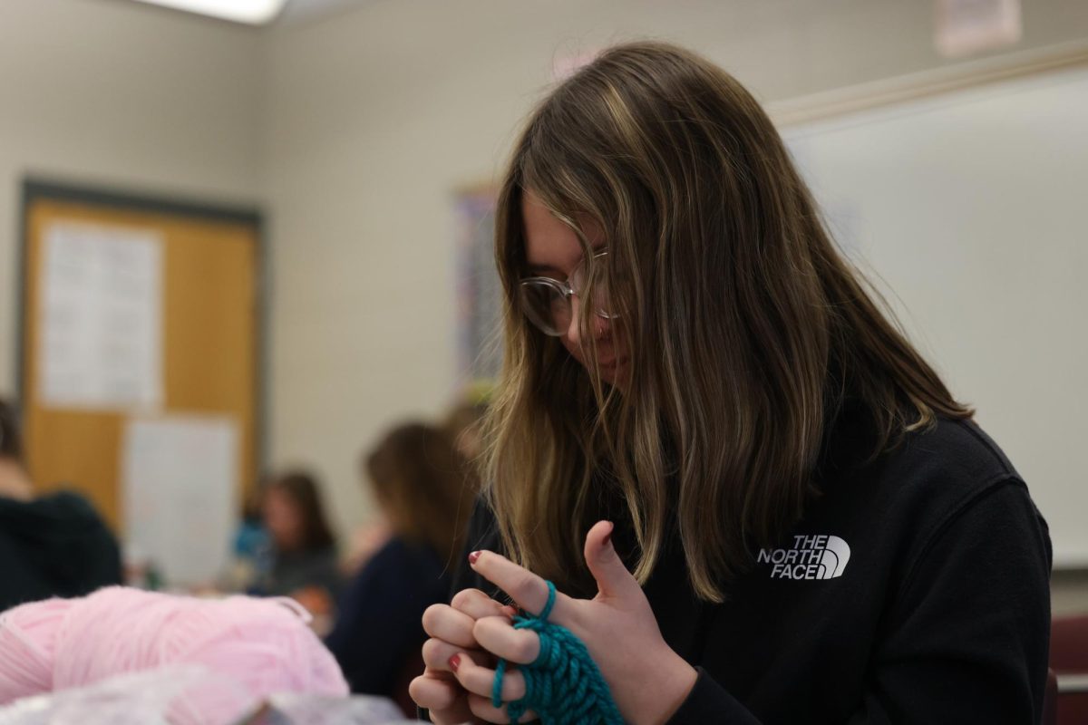 Sophomore Ashtyn Rollinger participates in the Stitching Together J-term on Jan. 3.