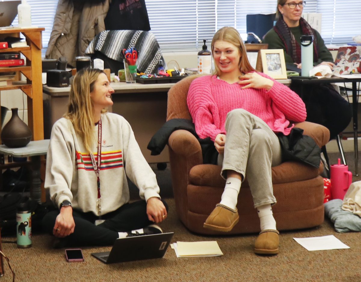 Senior Chloe Meester conversing with staff member Val Horton in the Mindfulness J-term.