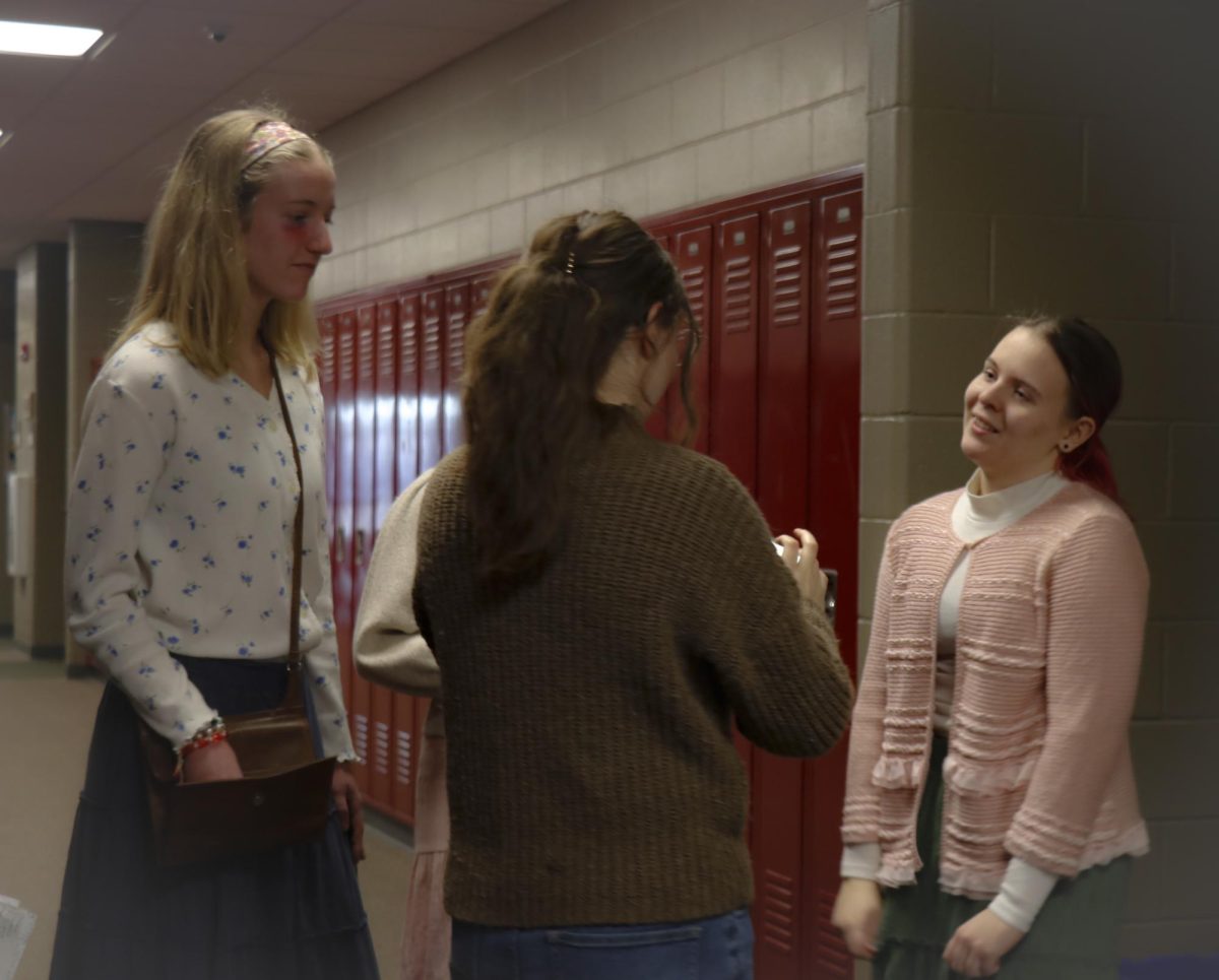 Senior Elsie Owen and juniors Andy Morris and Claire Jensen record their short film for the Sci-fi J-term.